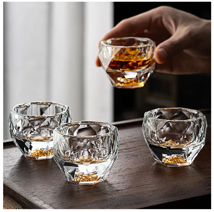 Copo de Whisky Cristal 50ml – Detalhes em Ouro para Servir com Estilo