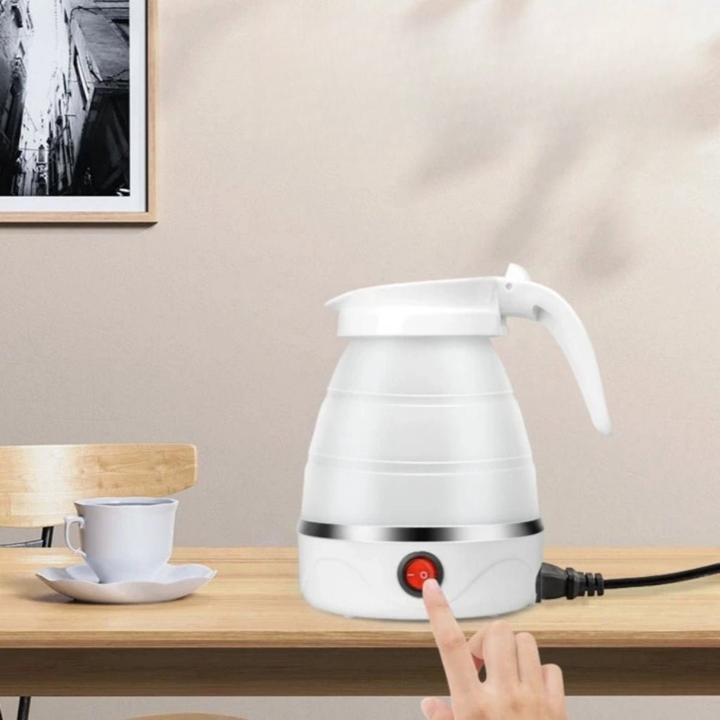 Chaleira Elétrica Dobável 600ml - Compacta, Segura e Perfeita para o Dia a Dia - LK House